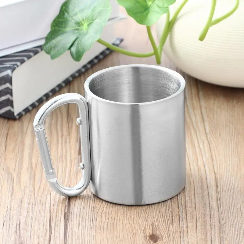 Mug isotherme inox poignée mousqueton - Mug Fabrik